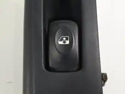 Автозапчастина б/у передній правий віконний вимикач для renault clio ii fase i (b/cbo) d4f712 посилання на oem iam 429998k