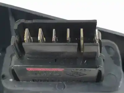 Автозапчастина б/у передній правий віконний вимикач для renault clio ii fase i (b/cbo) d4f712 посилання на oem iam 429998k  