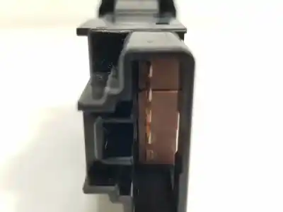 Second-hand car spare part hazard warning lights for mazda 5 berl. (cr) rf7j oem iam references 15a468  