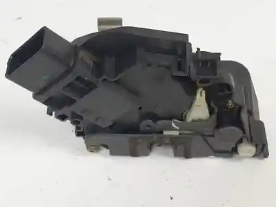 Автозапчастина б/у замок заднього правого дверя для ford focus berlina (cap) d/hhda посилання на oem iam 24000010013  