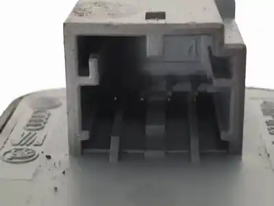 Pezzo di ricambio per auto di seconda mano controllo specchio per audi a4 berlina (8e) 2.0 20v cat (alt) riferimenti oem iam 8e0959565  