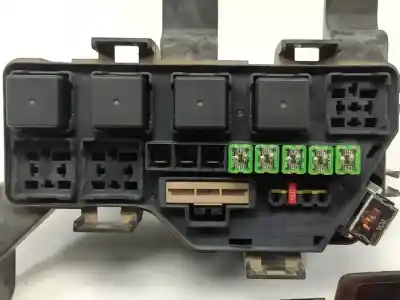 Second-hand car spare part fuse box unit for hyundai h1 le04 oem iam references 914404h641  