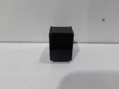 İkinci el araba yedek parçası sag ön cam anahtari için volkswagen passat variant (3b5) 2.3 v5 cat (agz) oem iam referansları 1j0959855  