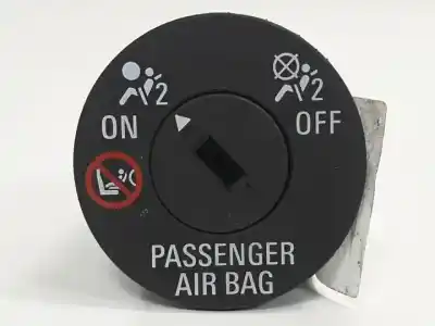 Peça sobressalente para automóvel em segunda mão trocar por opel insignia grand sport d20dth referências oem iam 13577258