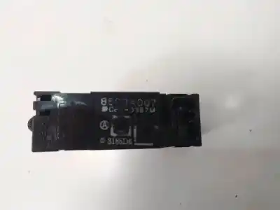 Peça sobressalente para automóvel em segunda mão botão / interruptor elevador vidro traseiro esquerdo por mitsubishi montero (v60/v70) d-4m41 referências oem iam 8608a007  
