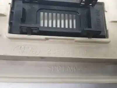 Автозапчасти б/у внутренний свет за land rover range rover iii (l322) 3.0 d 4x4 ссылки oem iam 239358  