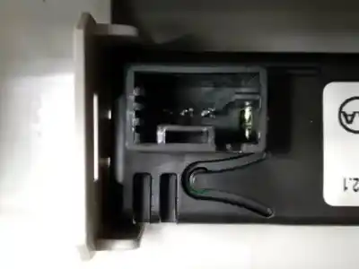 Автозапчасти б/у внутренний свет за citroen c4 cactus 9hp ссылки oem iam 9801287677  