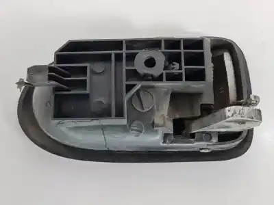 Автозапчасти б/у левая задняя внутренняя ручка за mazda premacy (cp) rf4f ссылки oem iam   