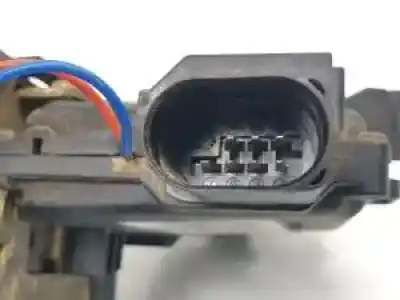 Piesă de schimb auto la mâna a doua încuietoare ușa din spate stânga pentru audi a6 berlina (4b2) d/afb referințe oem iam   