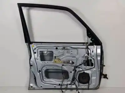 Автозапчасти б/у левая передняя дверь за mitsubishi montero (v60/v70) d-4m41 ссылки oem iam   