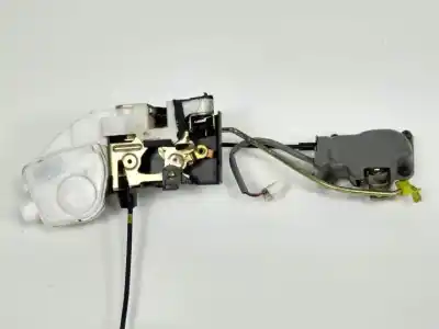 Автозапчастина б/у замок передніх дверей лівий для mitsubishi montero (v60/v70) d-4m41 посилання на oem iam 