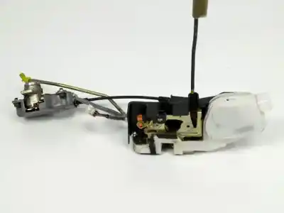 Автозапчастина б/у замок передніх дверей лівий для mitsubishi montero (v60/v70) d-4m41 посилання на oem iam   