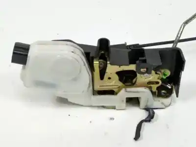 Second-hand car spare part front right door lock for mitsubishi montero (v60/v70) d-4m41 oem iam references   