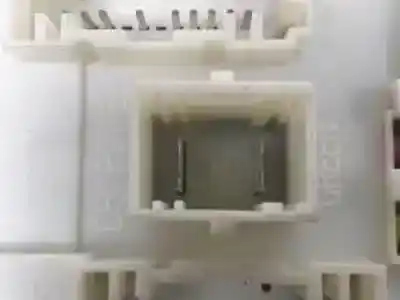 Second-hand car spare part fuse box unit for ford focus lim. (cb8) m1da oem iam references 97ri010012  