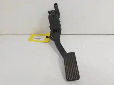 Second-hand car spare part accelerator pedal for opel astra j lim. a16xer oem iam references 13252704