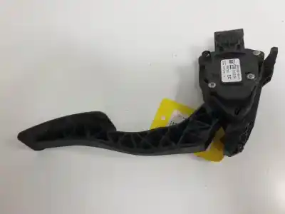 Second-hand car spare part accelerator pedal for opel astra j lim. a16xer oem iam references 13252704  