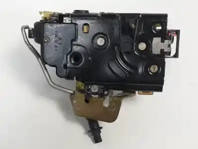 Piesă de schimb auto la mâna a doua ÎNCUIETOARE UȘA DIN SPATE STÂNGA pentru AUDI A6 BERLINA (4B2)  Referințe OEM IAM   