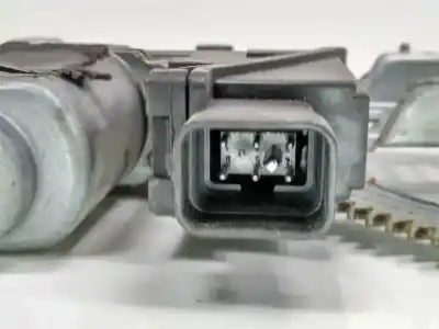 Pezzo di ricambio per auto di seconda mano alzacristalli anteriore destro per opel corsa c g-z12xe riferimenti oem iam 400709a  