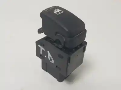 Second-hand car spare part rear right power window switch for kia sorento (bl) d4cb oem iam references 