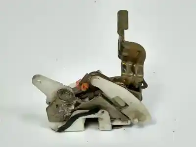 Second-hand car spare part rear left door lock for mitsubishi montero (v20/v40) 4m40 oem iam references   