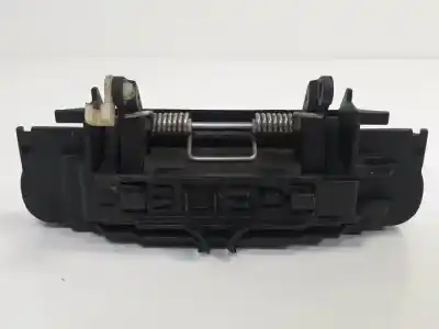 Автозапчасти б/у задняя левая наружная ручка за audi a4 avant (8e) bgb ссылки oem iam 4b0639885  