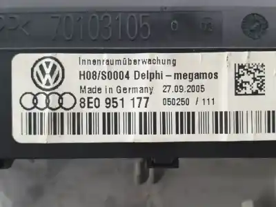 Автозапчасти б/у внутренний свет за audi a4 avant (8e) bgb ссылки oem iam 8e0951177  