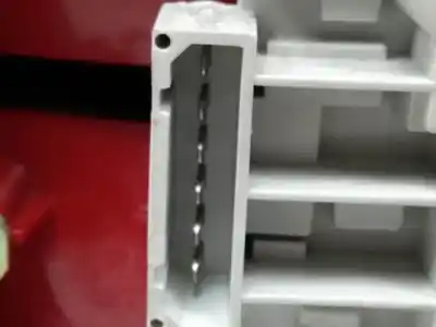 Автозапчастина б/у лівий ход ліхар для skoda fabia familiar (6y5) bby посилання на oem iam 6y9945095b  6y9945111b