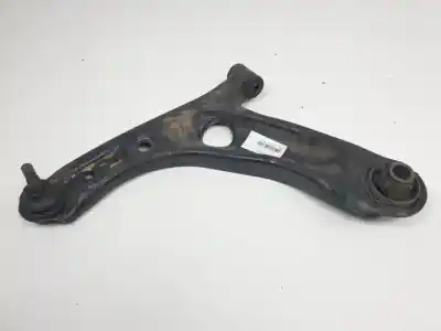 Tweedehands auto-onderdeel rechts voor ondergeheerde arm voor toyota aygo (kgb/wnb) 1krfe oem iam-referenties 