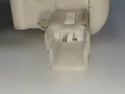 Second-hand car spare part trunk lock for mazda 3 sedán (bk) 2.0 (bkep) oem iam references   