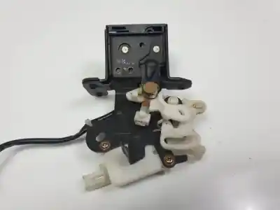 Second-hand car spare part trunk lock for mazda 3 sedán (bk) 2.0 (bkep) oem iam references   