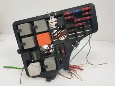 Автозапчасти б/у блок реле/предохранителей за saab 9-3 cabrio (ys3d) b204l ссылки oem iam 4230017  