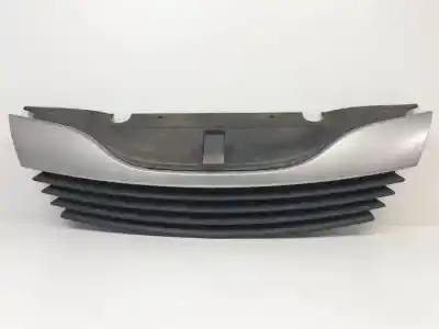 Second-hand car spare part front grille for renault laguna ii (bg0) f9q670 oem iam references 8200390126