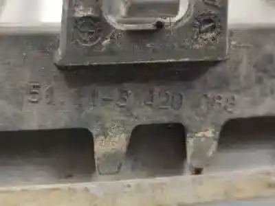 Peça sobressalente para automóvel em segunda mão grelha frontal por bmw x3 (e83) 306d5 referências oem iam 51113420088  