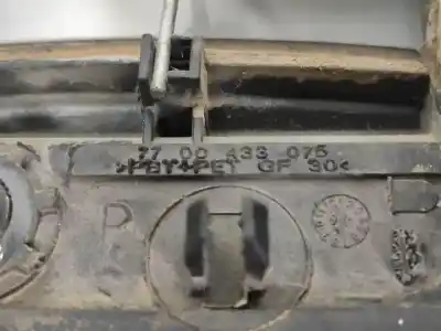 Автозапчасти б/у задняя левая наружная ручка за dacia logan 1 express k9k792 ссылки oem iam 7700433075  