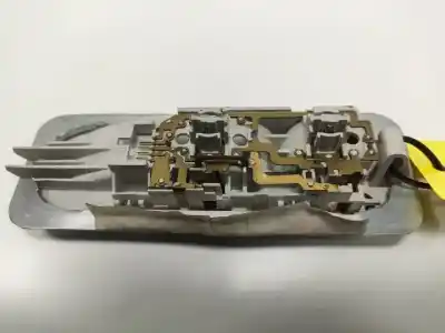 Автозапчасти б/у внутренний свет за dacia logan 1 express k9k792 ссылки oem iam 8200214433  