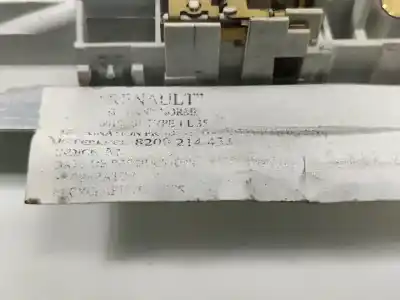 Автозапчасти б/у внутренний свет за dacia logan 1 express k9k792 ссылки oem iam 8200214433  