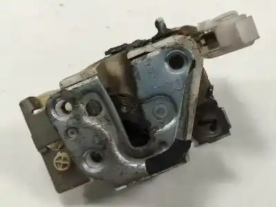 Tweedehands auto-onderdeel achter rechts deurslot voor toyota aygo (kgb/wnb) g 1kr oem iam-referenties 