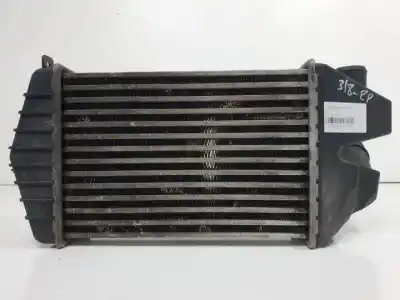 Pezzo di ricambio per auto di seconda mano INTERCOOLER per OPEL ZAFIRA B  Riferimenti OEM IAM 13213402  
