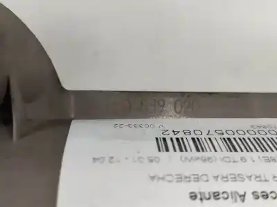 Автозапчасти б/у внутренняя задняя правая ручка за audi a4 avant (8e) avf ссылки oem iam 8e0839020  