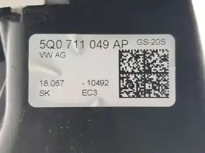 Автозапчасти б/у рычаг переключения передач за seat leon (5f1) cze ссылки oem iam 5q0711061  