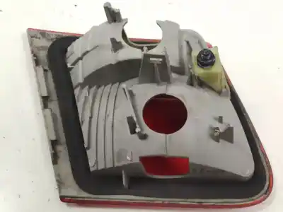 Peça sobressalente para automóvel em segunda mão farolim interior traseiro direito por bmw serie 3 touring (e46) m54b25 referências oem iam 63218368760  