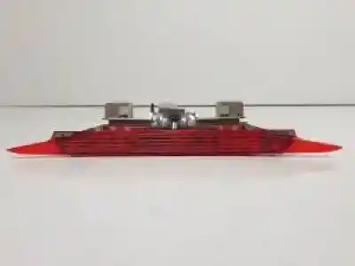 Peça sobressalente para automóvel em segunda mão farolim de travão central por mazda 6 station wagon (gy) 2.3 (gy3w) referências oem iam 28661974