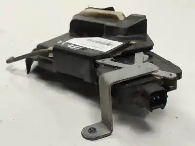 Автозапчастина б/у замок дверей заднього лівого для mitsubishi montero (v60/v70) d-4m41 посилання на oem iam mr349287  