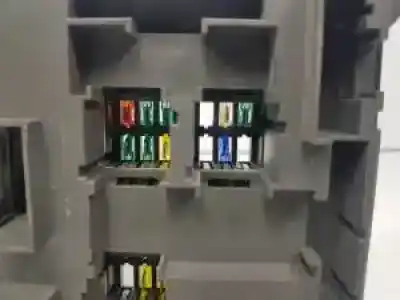 Second-hand car spare part fuse box unit for bmw x5 (e70) m57306d3 oem iam references 518954020a  