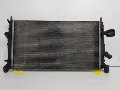 Pièce détachée automobile d'occasion RADIATEUR D'EAU pour FORD FOCUS C-MAX (CAP)  Références OEM IAM 3M5H8005  