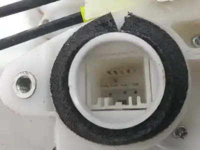 Автозапчастина б/у замок передніх дверей лівий для honda cr-v iii (re_) 2.0 i-vtec (re5, re1) посилання на oem iam   