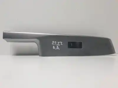Pièce détachée automobile d'occasion commande de lève vitre avant droit pour toyota prius (zvw30) 2zr références oem iam 