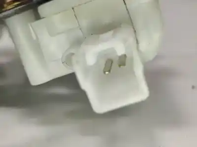 Second-hand car spare part trunk lock for mazda 5 berl. (cr) rf7j oem iam references b6701  