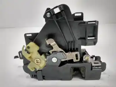 Автозапчасти б/у замок левой передней двери за skoda fabia (6y2/6y3) awy ссылки oem iam 3b2837015  