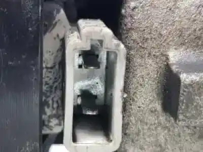 Peça sobressalente para automóvel em segunda mão compressor de ar condicionado a/a a/c por kia sorento (bl) d4cb referências oem iam   